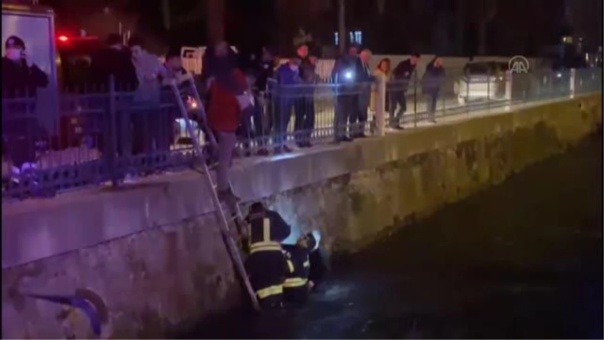 Su kanalına düşen iki kadın kurtarıldı