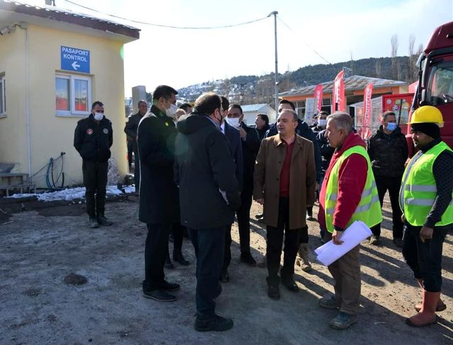 Türkgözü Sınır Kapısı yolcu geçişlerine kapatıldı