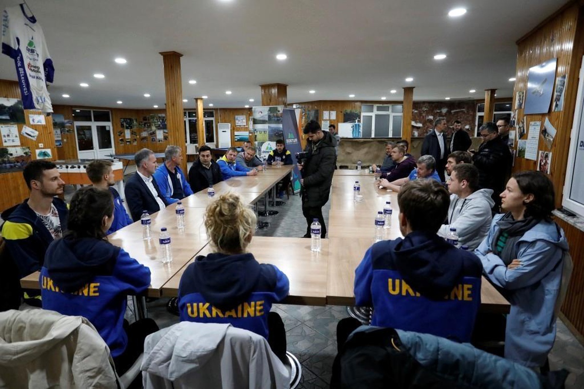 Ülkelerine dönemeyen Ukraynalı milli sporcular Bursa\'da misafir ediliyor