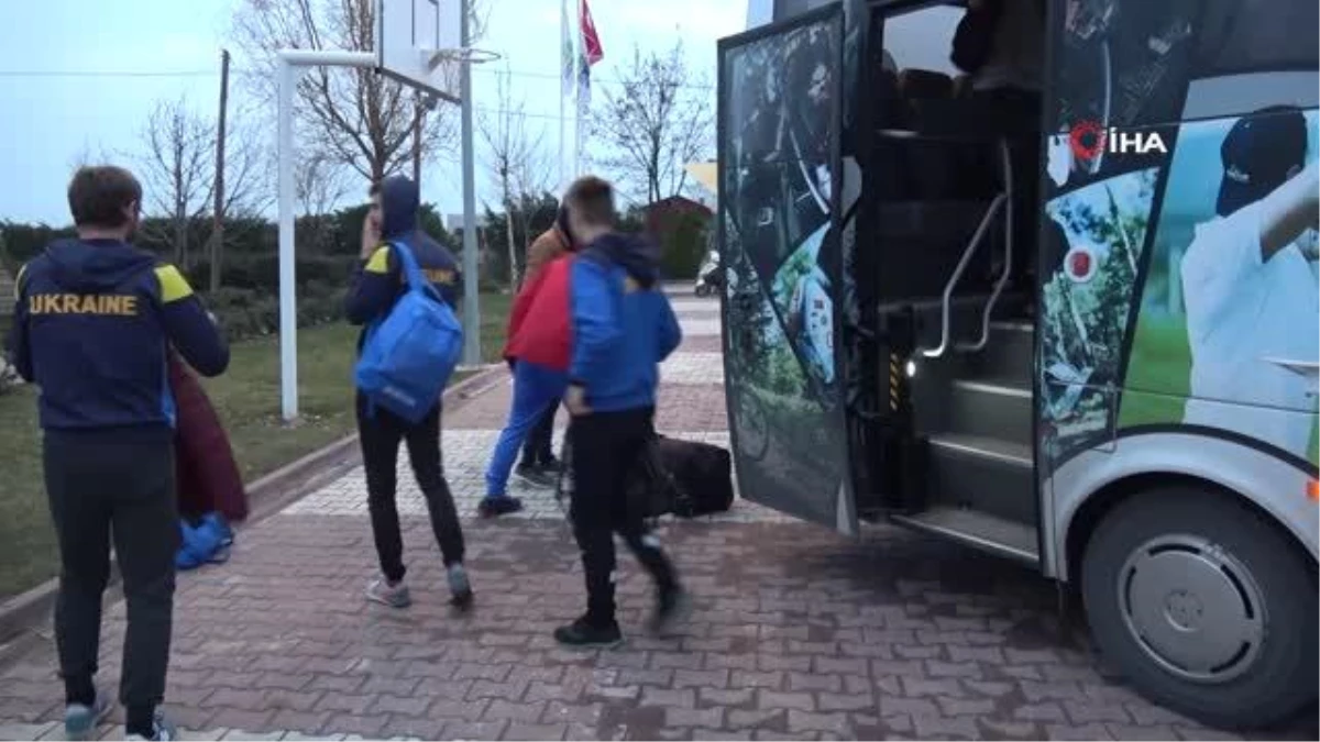 Ülkelerine dönemeyen Ukraynalı milli sporcular Bursa\'da misafir ediliyor