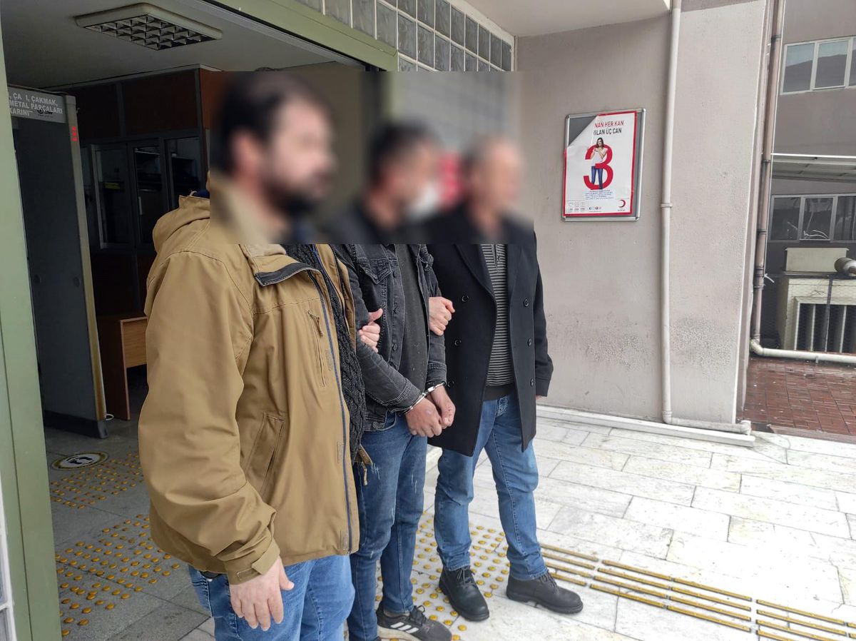Aydın\'da çaldıkları otomobili satan 2 şüpheli tutuklandı