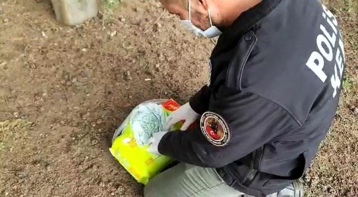 Bebek bezi içerisinde uyuşturucu yakalandı