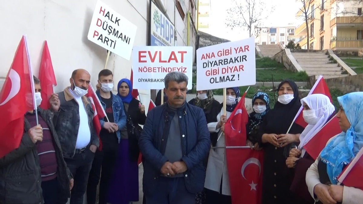Diyarbakır annelerinden 8 Mart tepkisi