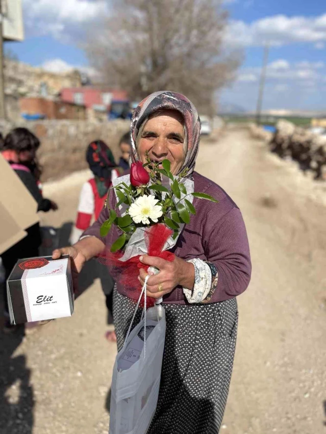 Erganili kadınlara 8 Mart sürprizi