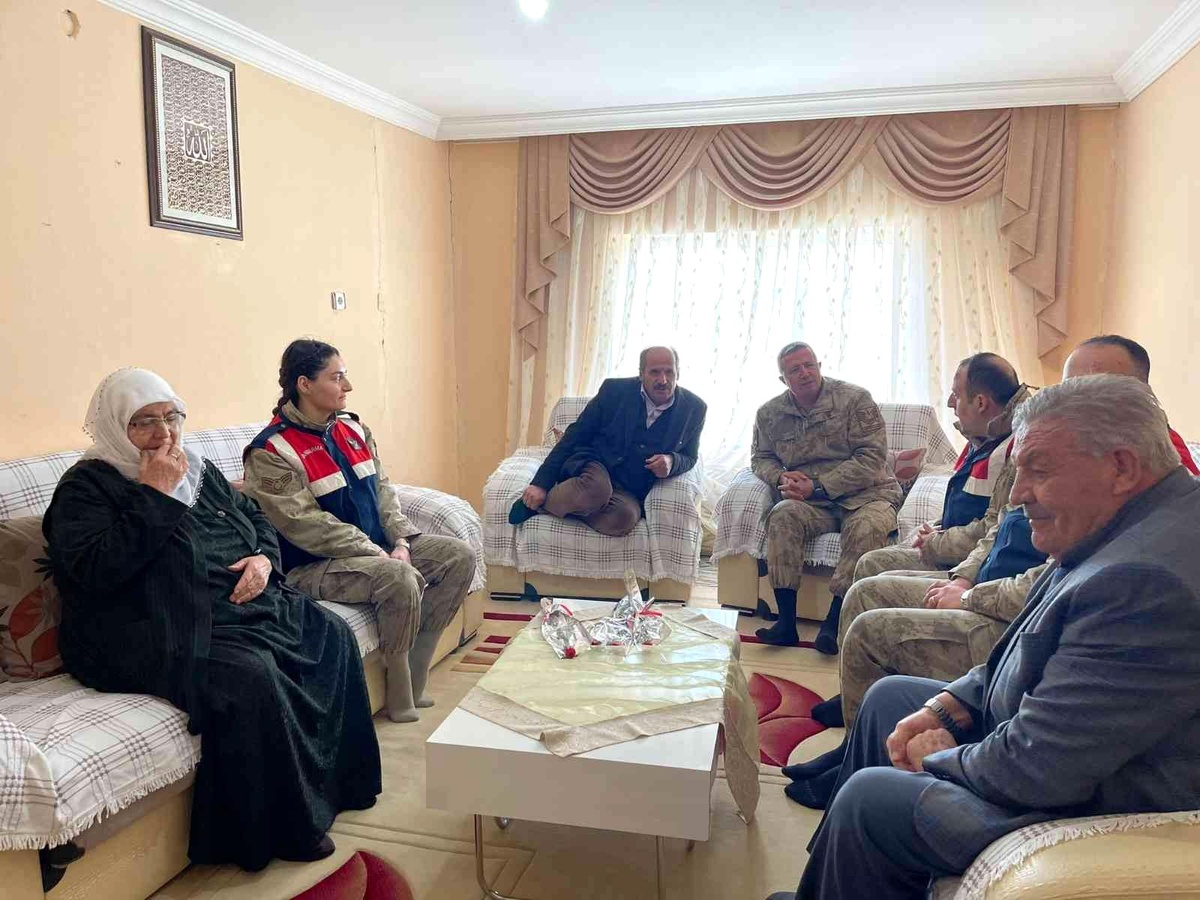 Son dakika haber: Jandarmadan \'Kadınlar Günü\' etkinliği