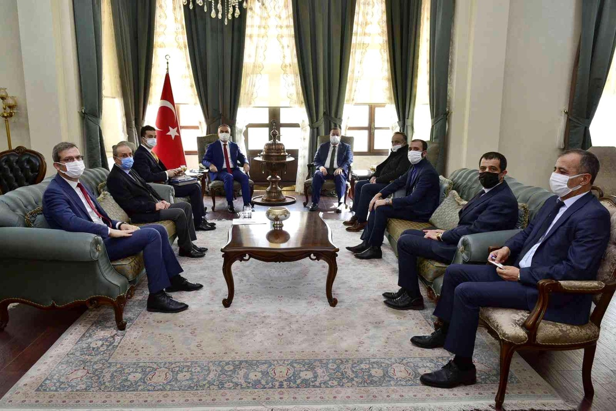 Kilis\'te fahiş fiyat ve stokçuluğa karşı mücadele konusunda toplantı yapıldı