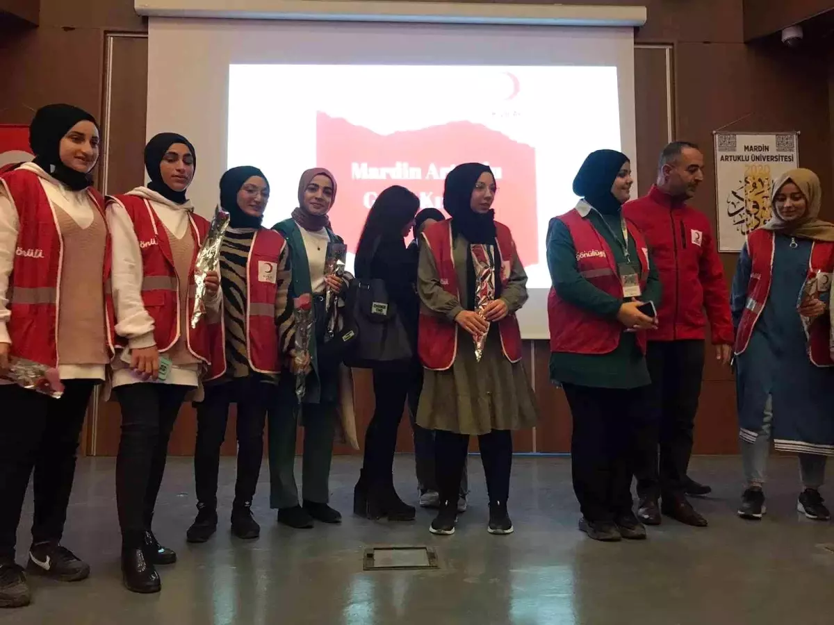 Mardin'de 8 Mart Dünya Kadınlar Günü 6 dilde kutlandı