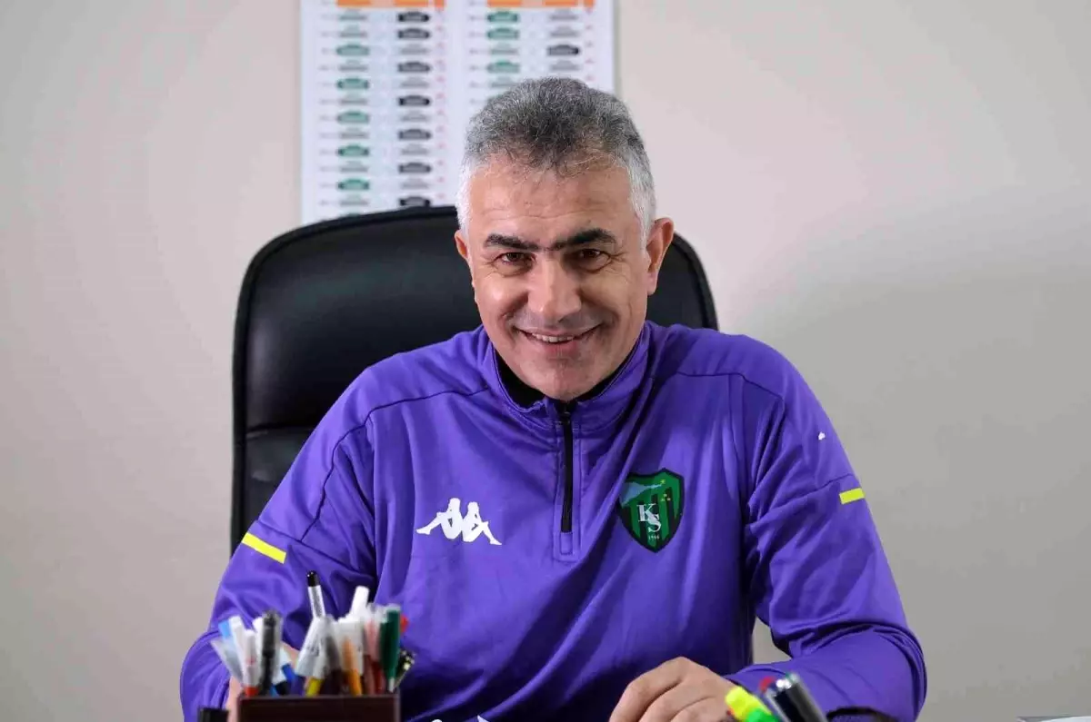 Mehmet Altıparmak: "Kocaelispor\'un ne olduğunu en iyi bilenlerdenim"