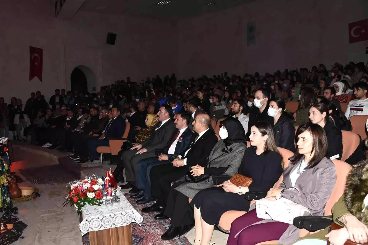 Nusaybin'de 8 Mart Dünya Kadınlar Günü etkinliğine yoğun katılım