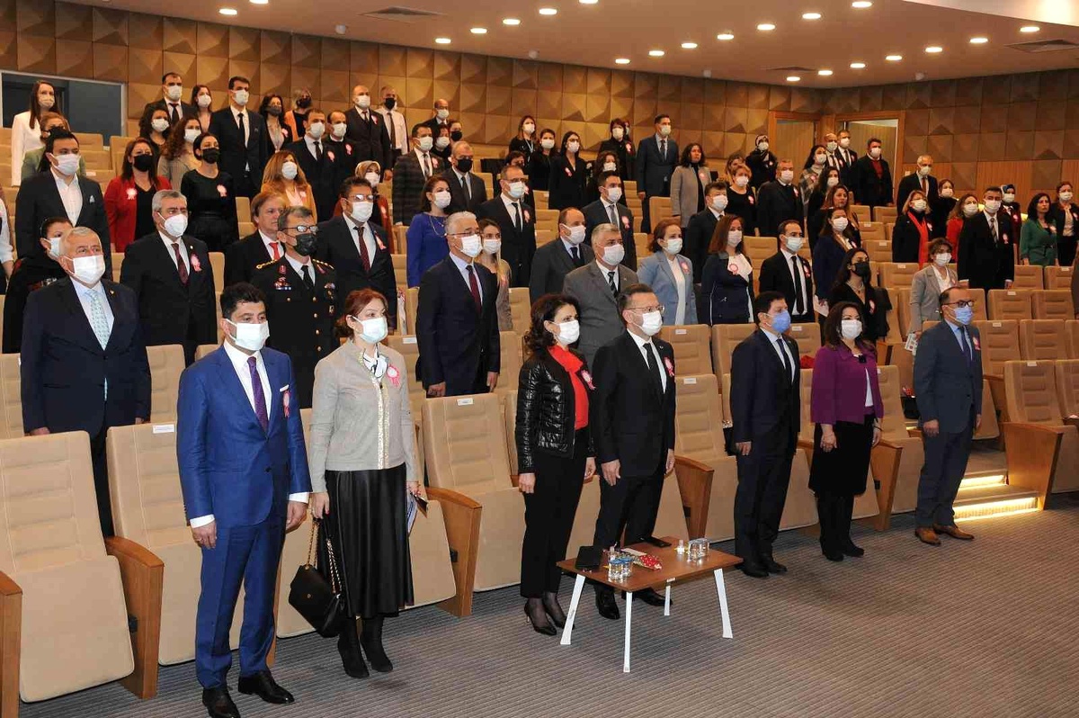 Rektör Aldemir, Kadın Sağlığı eğitim Projesi Tanıtım Toplantısı\'na katıldı