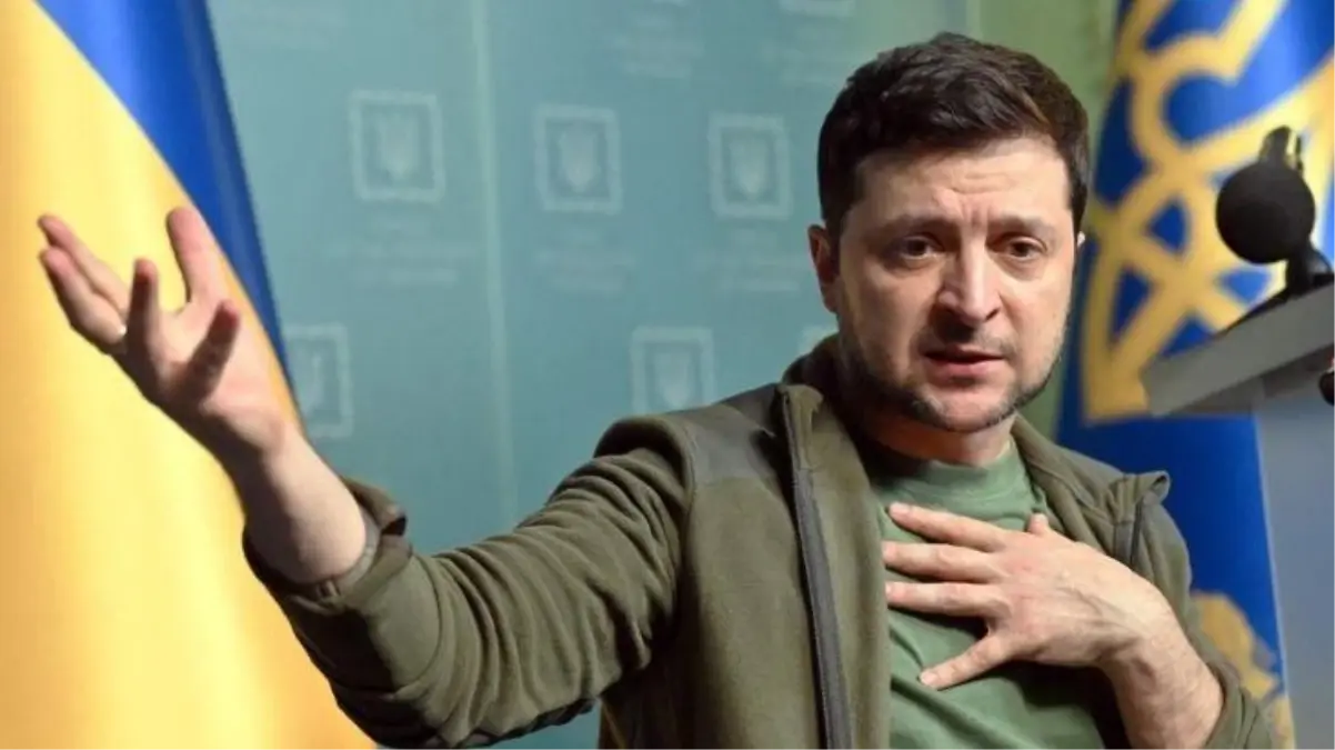Ukrayna lideri Zelenski\'den geri adım: Kırım ve Donbass cumhuriyetlerinin tanınmasını tartışabiliriz