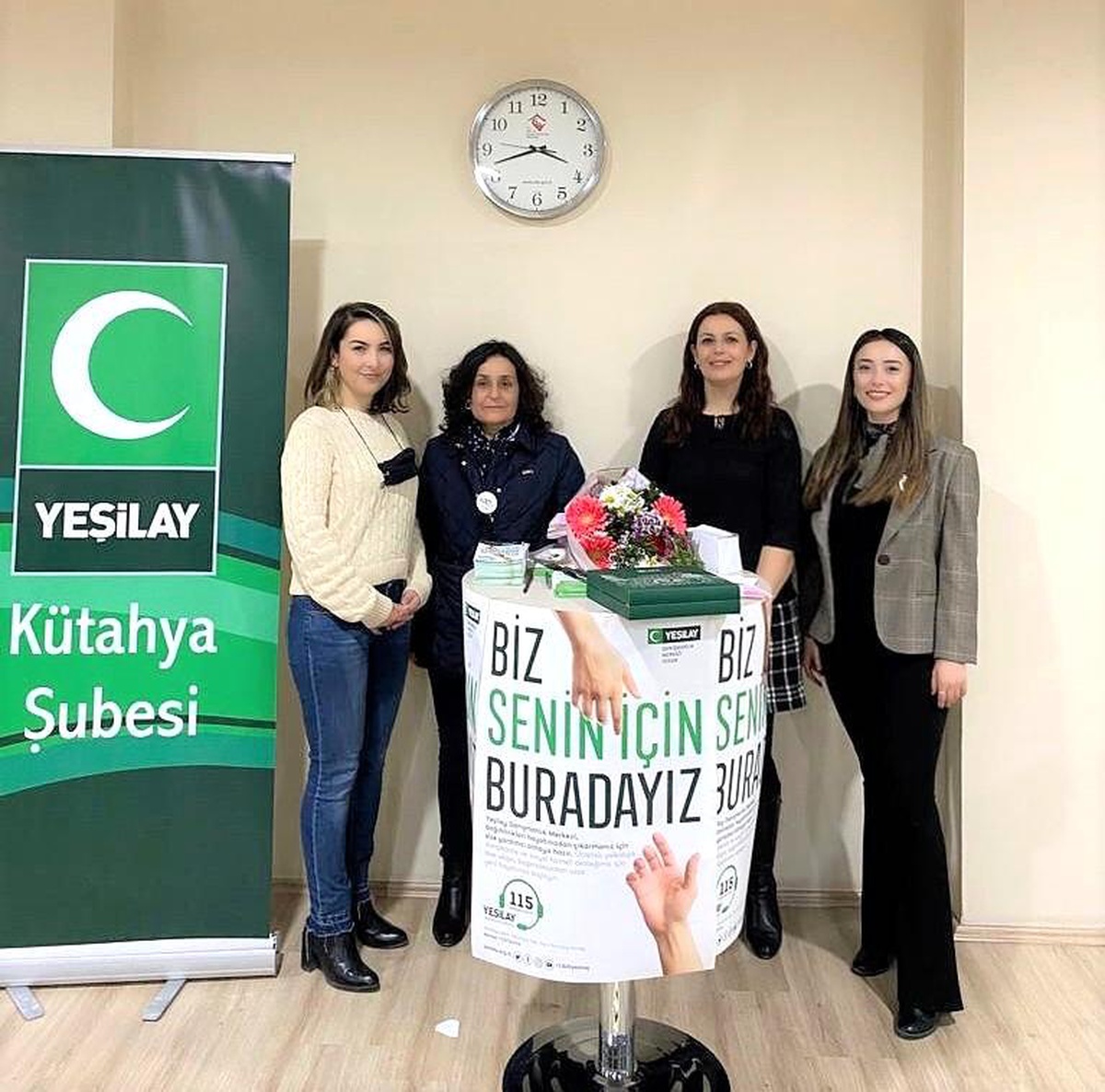 Stant açarak Yeşilay ve YEDAM\'ı tanıttılar