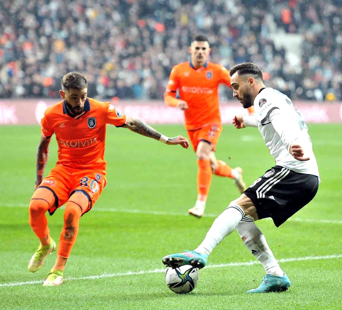 Süper Lig\'de Avrupa yarışı kızıştı!