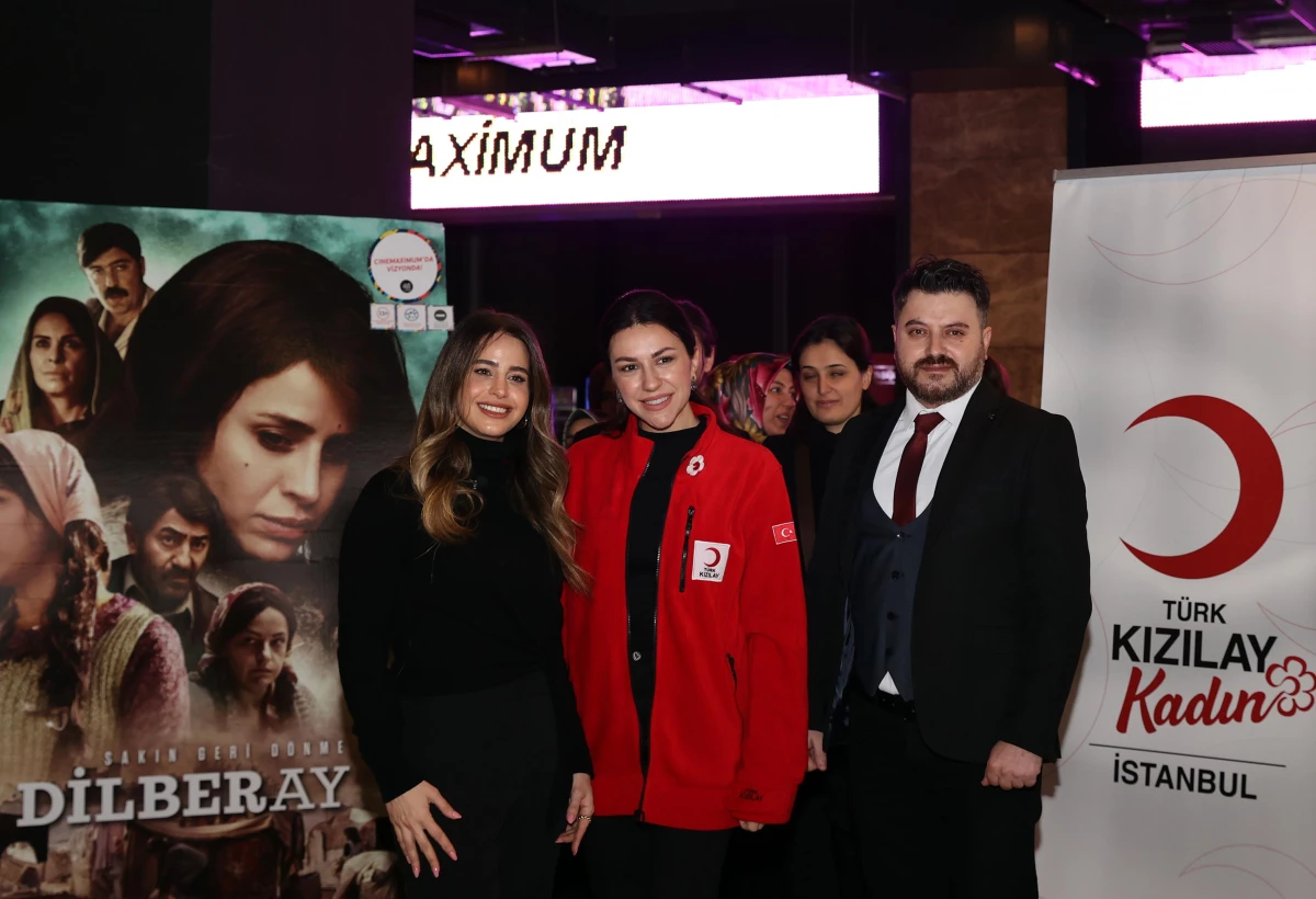Türk Kızılay Kadın sinemaya gidememiş kadınlar için film etkinliği düzenledi