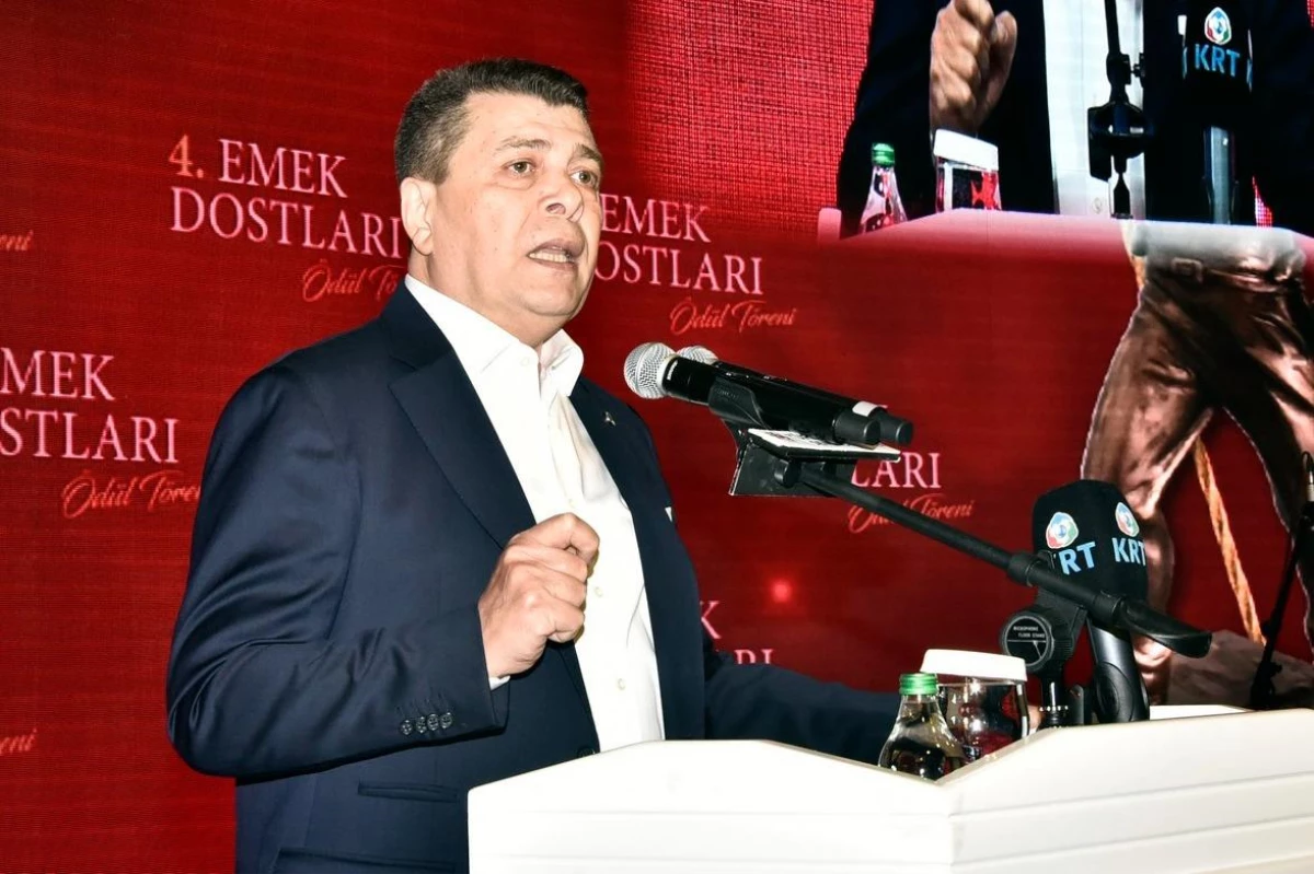 Türk Metal Sendikası "Emek Dostları"nı ödüllendirdi