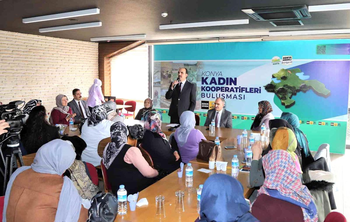 Vali Özkan ve Başkan Altay Kadın Kooperatifleriyle buluştu