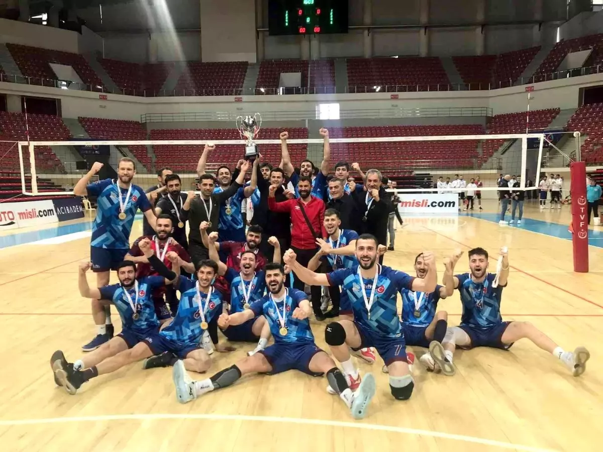 Son Dakika | Yenişehir Belediyesi Erkekler Voleybol Takımı 1. Lig\'e yükseldi