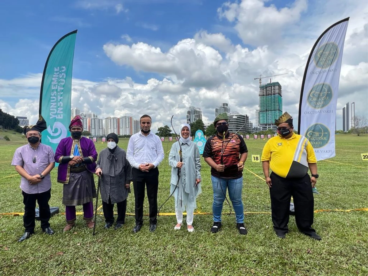Yunus Emre Enstitüsü Malezya\'da okçuluk yarışması düzenledi