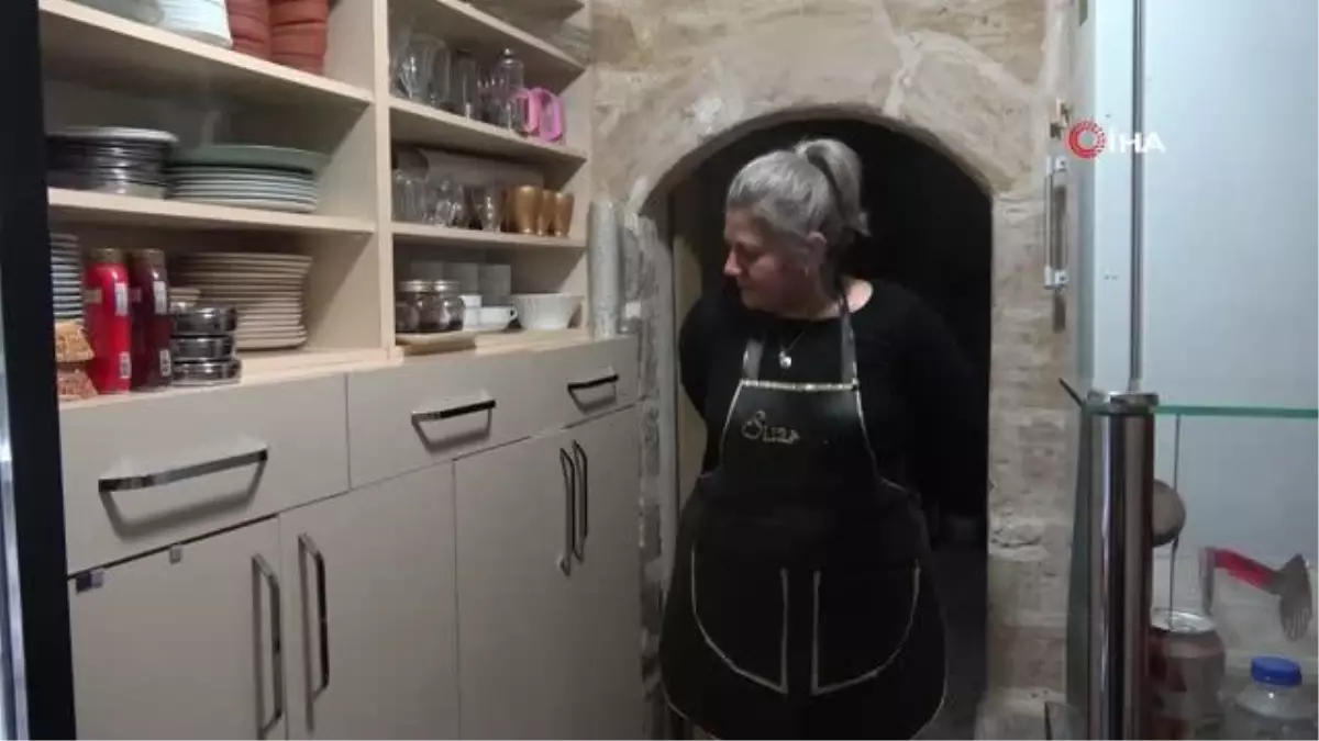 3 çocuğu ile birlikte eğitim gördü, 3 farklı işte çalıştı, şimdi üniversite sınavlarına hazırlanıyor