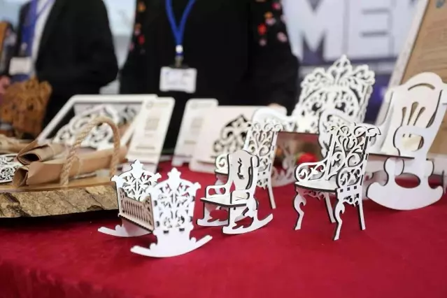 CAMEK fuarda ilgi odağı oldu