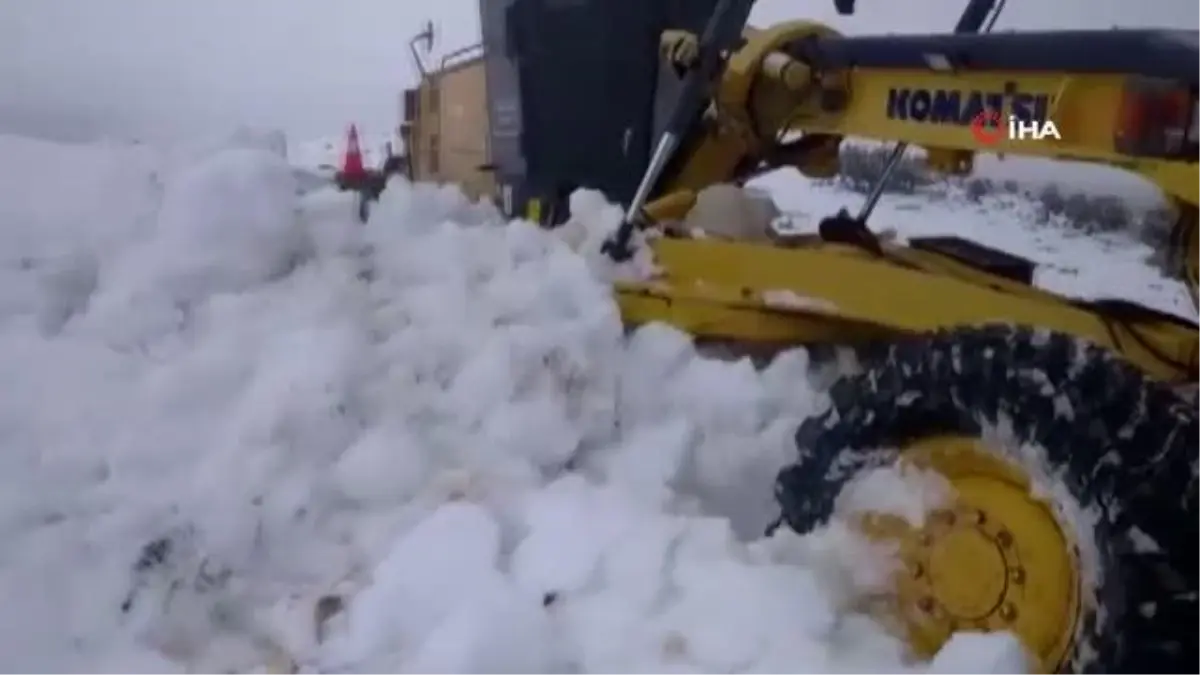 Cerit Yaylası'nda kar kalınlığı yarım metreyi aştı