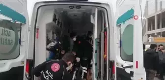 Son dakika haberleri... D-100 karayolunda 4 araç birbirine girdi, ortalık savaş alanına döndü