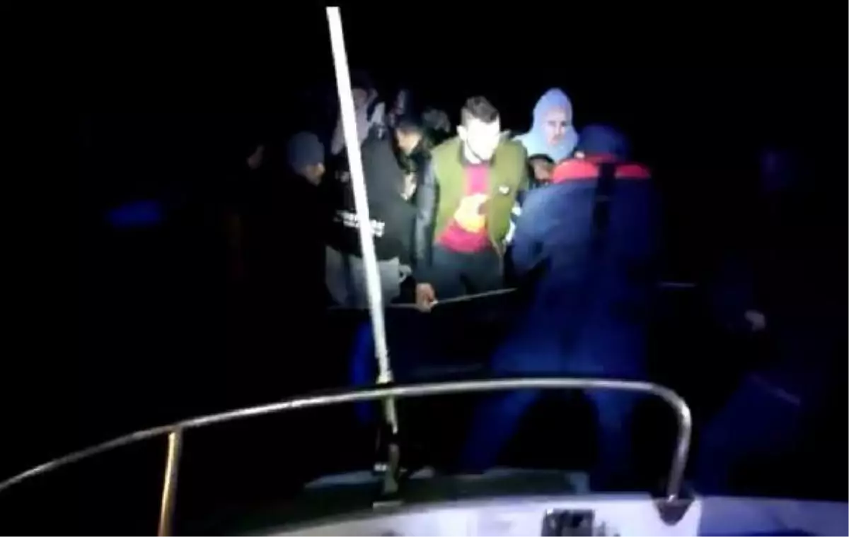 Datça'da 19 kaçak göçmen kurtarıldı