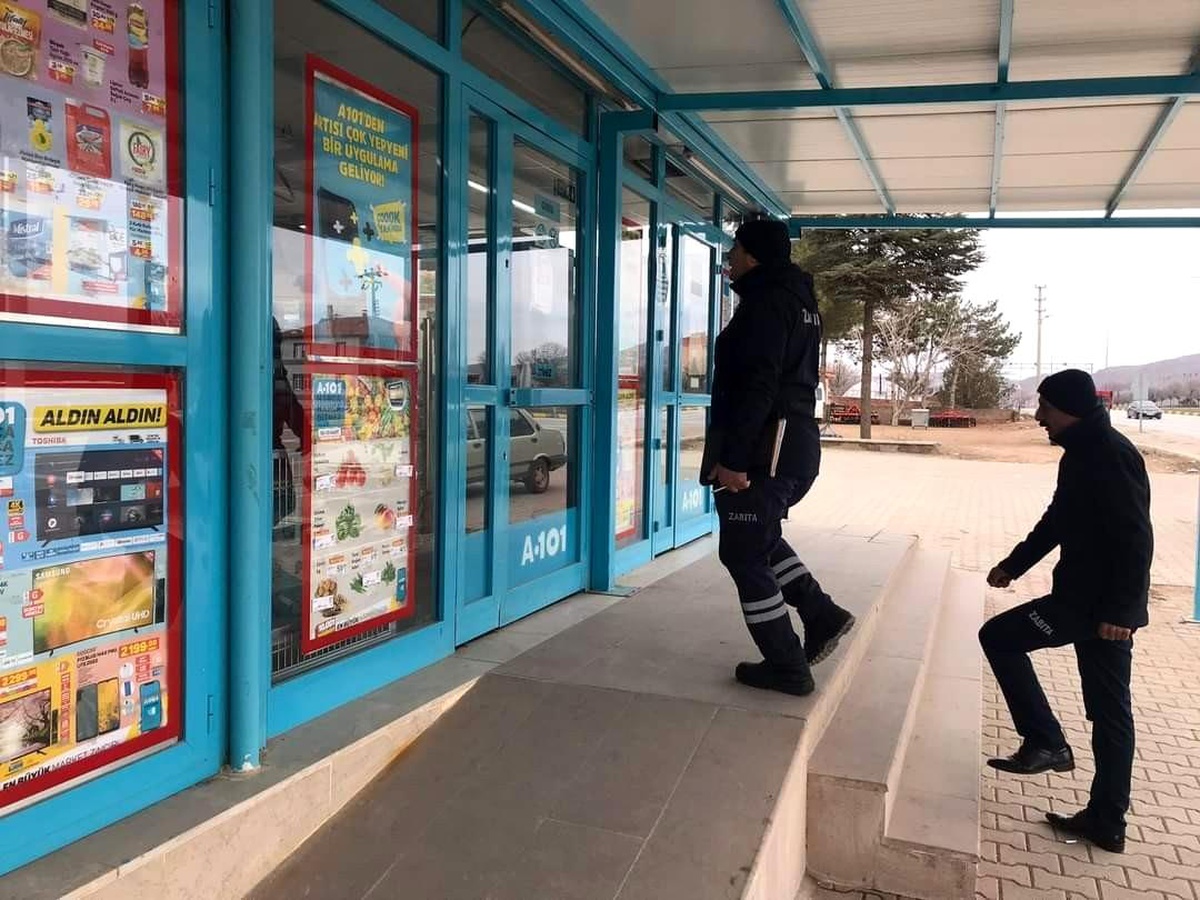Delice\'de zabıta ekiplerinden sıvı yağ denetimi
