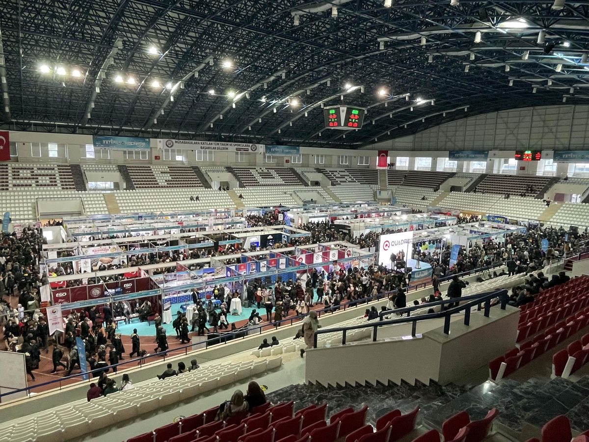 'Güneydoğu Kariyer Fuarı' açıldı