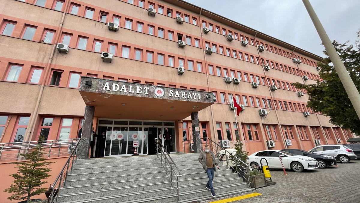 Kadınlar Günü\'nde karısını darbetmekle suçlanan şüpheli tutuklandı