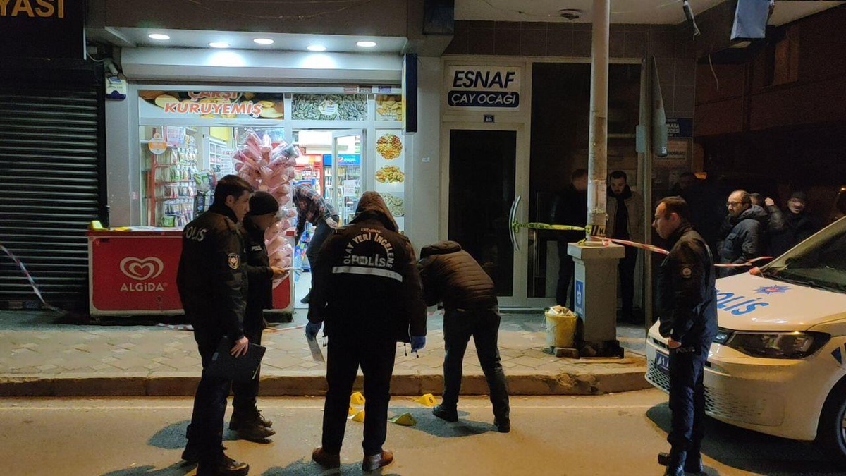 Kocaeli\'de dükkan kurşunladıkları ileri sürülen 2 çocuk yakalandı