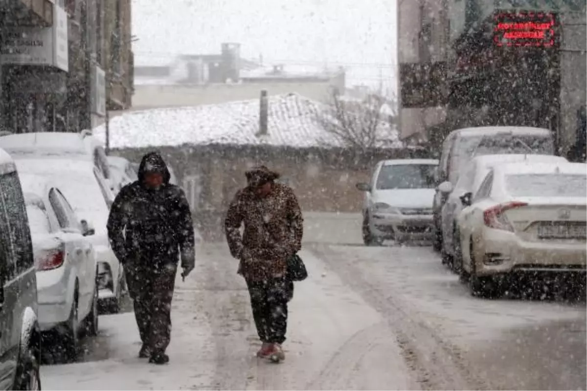 Marmara\'nın doğusu, Kırklareli ve Tekirdağ\'a \'kuvvetli kar\' uyarısı