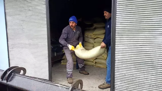 Samsun'da uygunsuz çıkan 8 bin 650 kilo gübre imha edildi