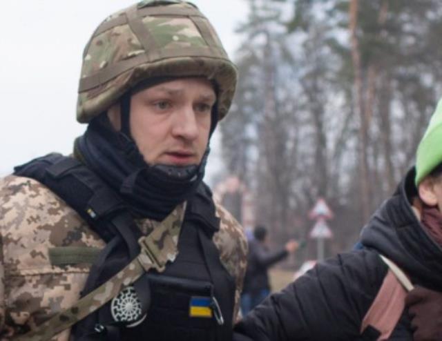 Semboller savaşı! Rusların 'Z' sembolüne karşı Ukraynalıların Nazilere mal olan 'kara güneş'i!