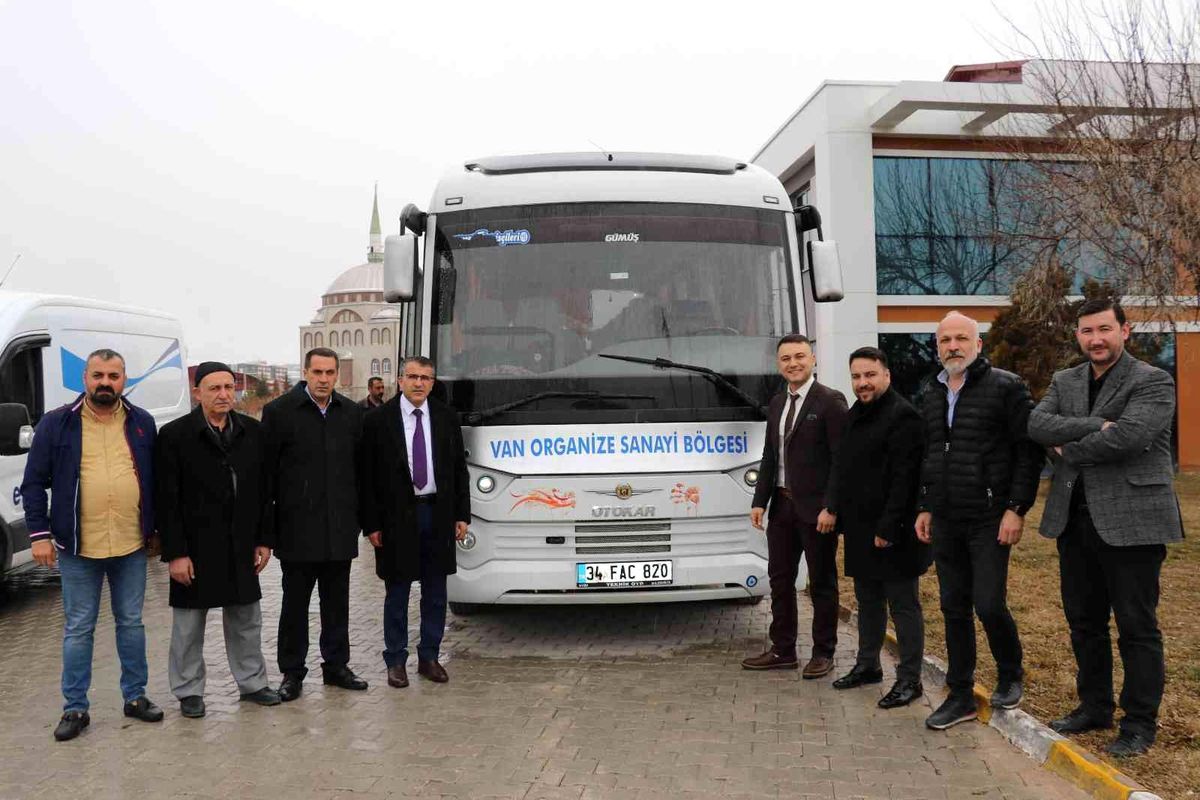 Tekstil firmalarından Van OSB\'ye otobüs