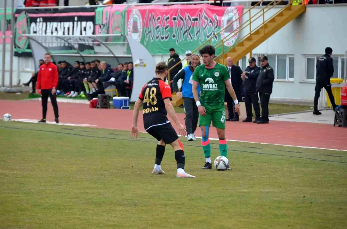 TFF 2. Lig: Isparta 32 Spor: 0 Anagold 24 Erzincanspor: 2