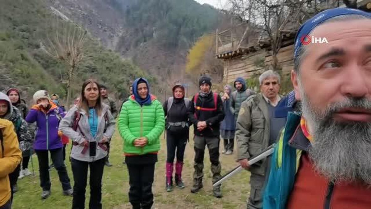 Zorlu yürüyüş parkuru '8 Mart Dünya Kadınlar Günü' için aşıldı