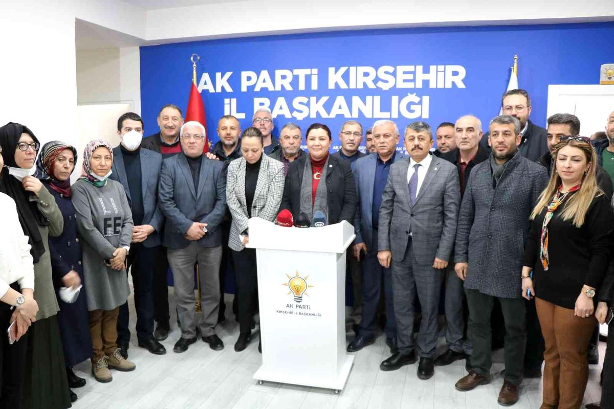 AK Parti İl Başkanı Ünsal: '6+1'lik ortaklık hükümet yatırımlarına karşı algı oluşturuyor'