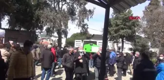 Almanya'da yangında ölen anne ve 3 çocuğu Bodrum'da toprağa verildi