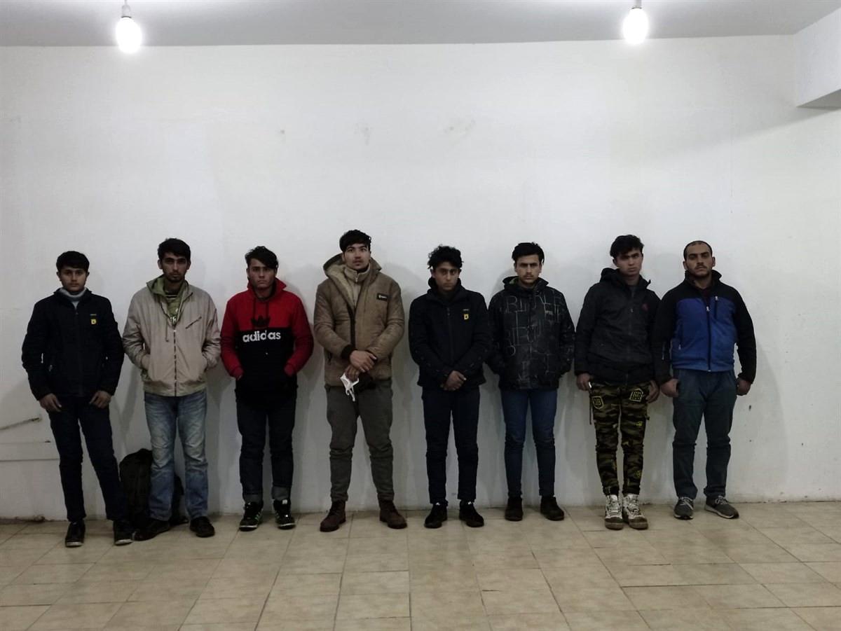 Batman\'da 8 düzensiz göçmen yakalandı