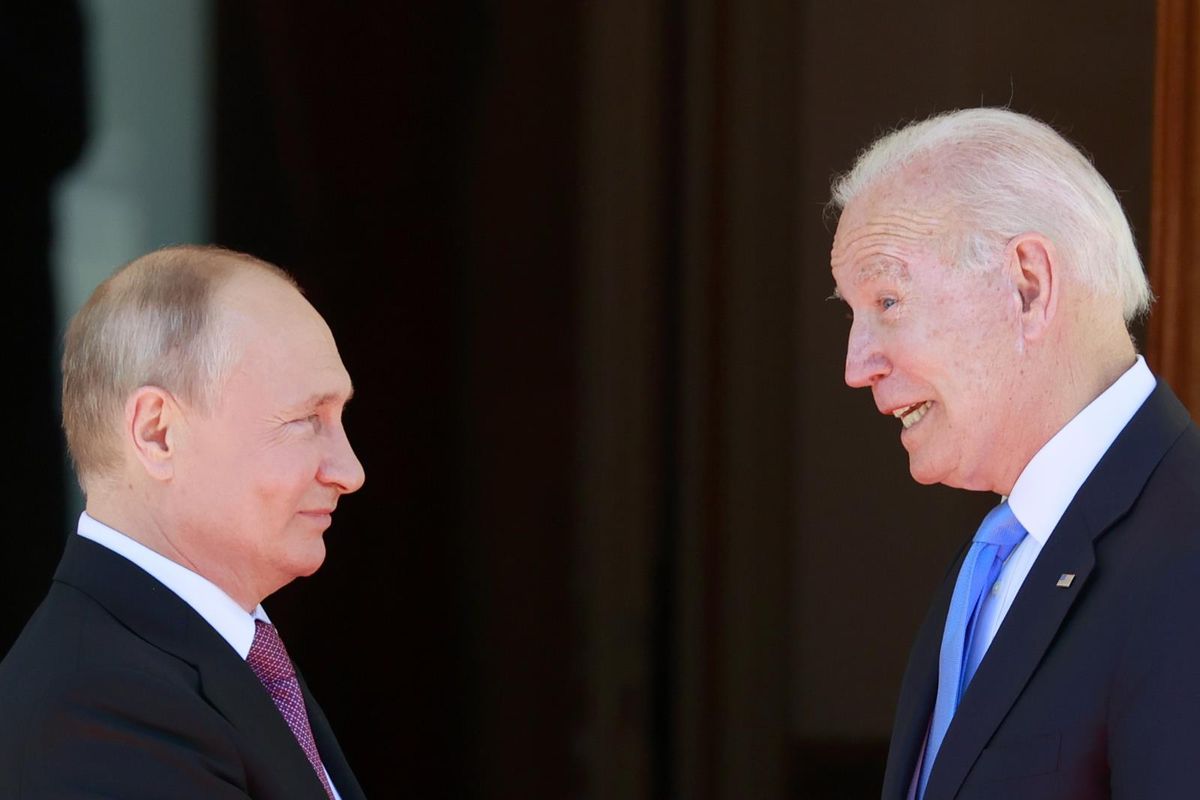 Biden\'dan Putin\'e enflasyon suçlaması