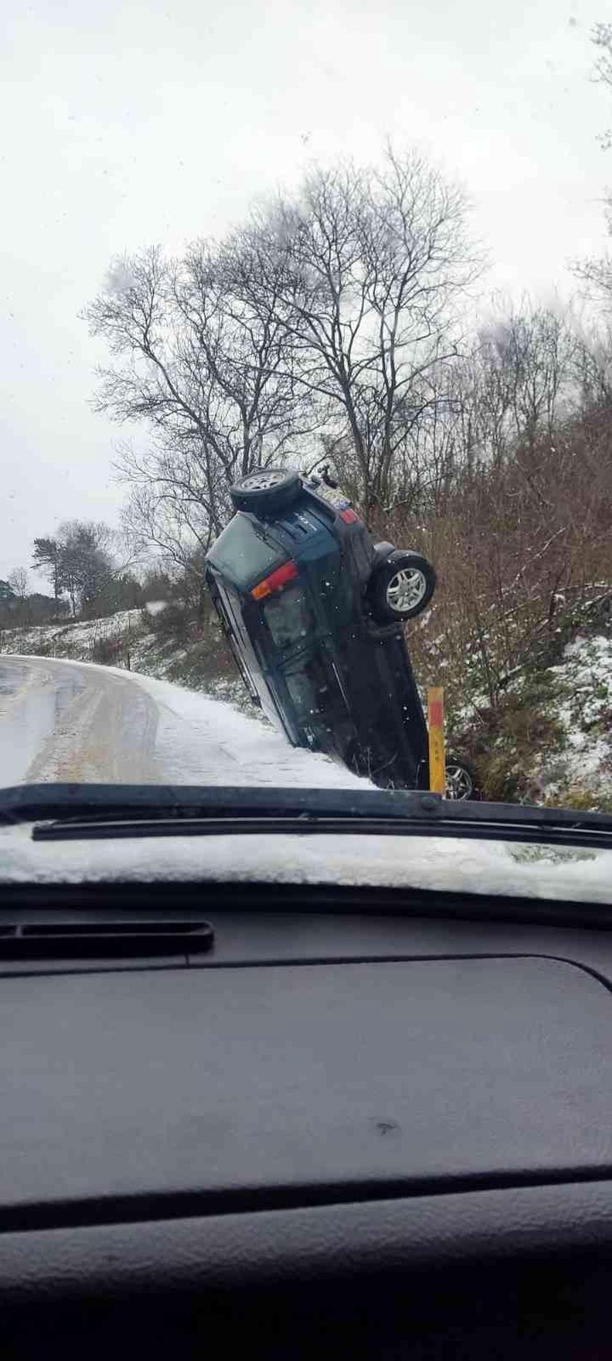 Dik otomobili görenler şaşkına döndü