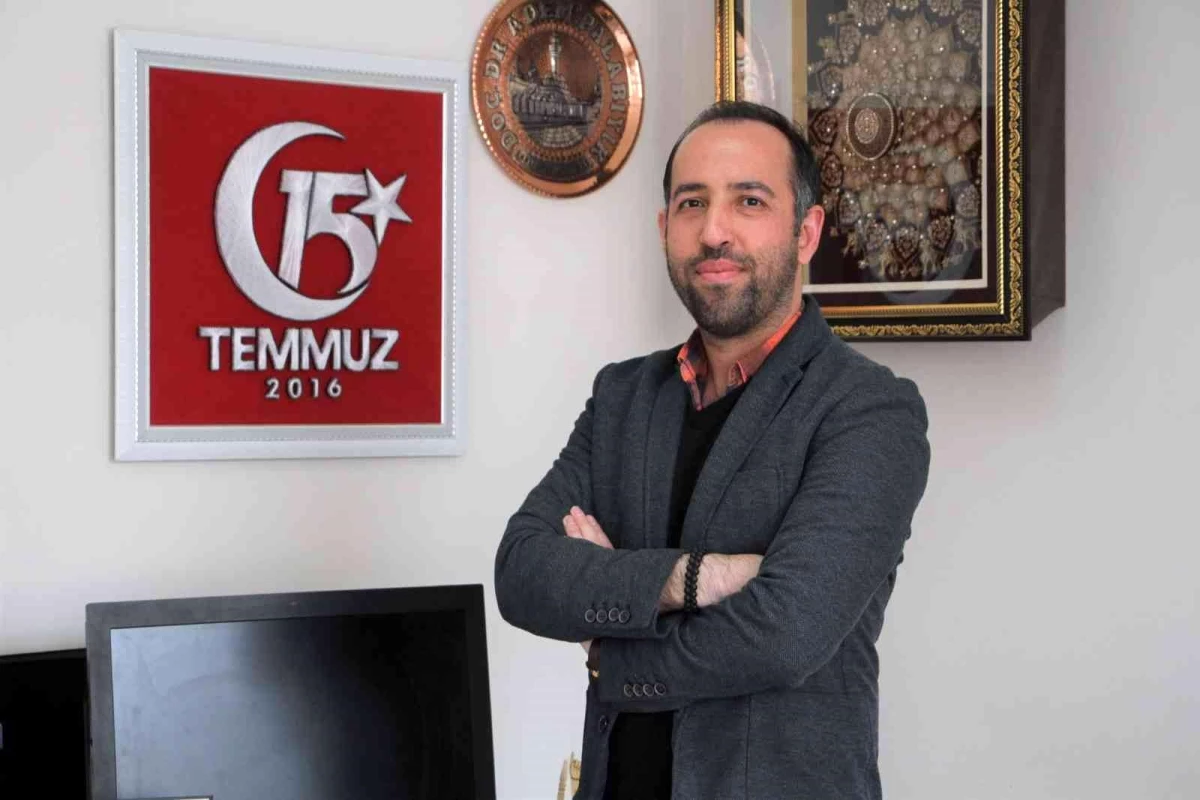 Doç. Dr. Adem Palabıyık: "Kılıçdaroğlu, \'HDP ile birlikteyiz\' mesajı vermek için Diyarbakır\'a gitti"