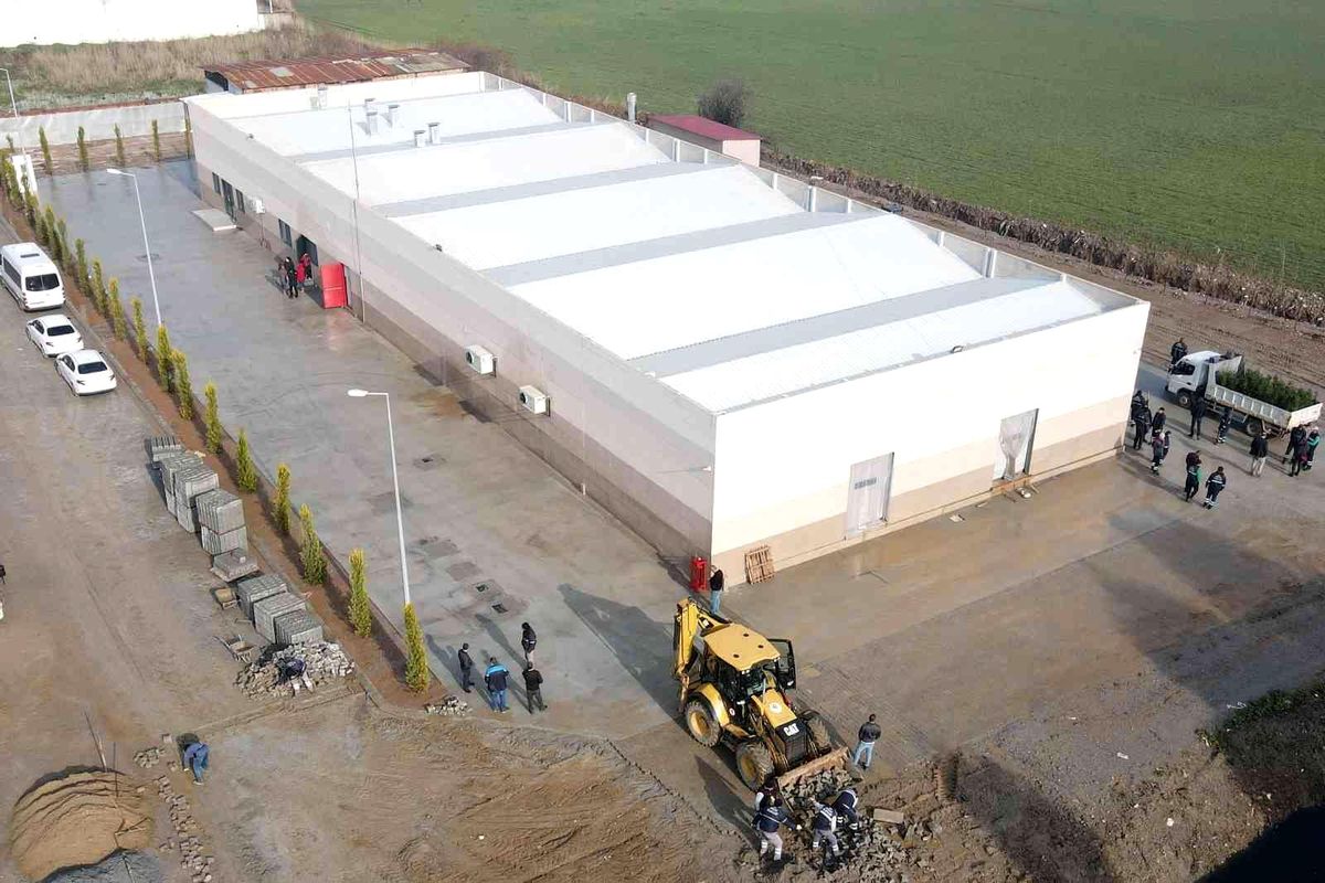 Efeler Belediyesi Tarımsal Ürün Fabrikası açılış için gün sayıyor