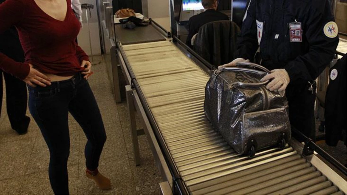 Havalimanından geçmeye çalışan hamile kadının cinsel organının içine sakladıkları güvenliği bile şaşırttı