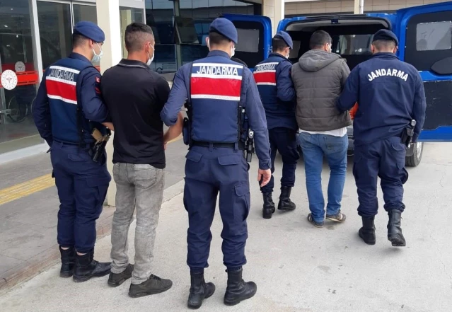 İzmir'de hırsızlık olaylarına karışan 3 şüpheli yakalandı