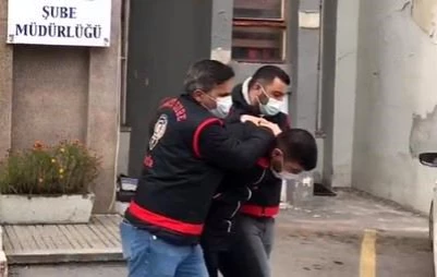İzmir'de vatandaşları dolandıran kuyumcu kıskıvrak yakalandı
