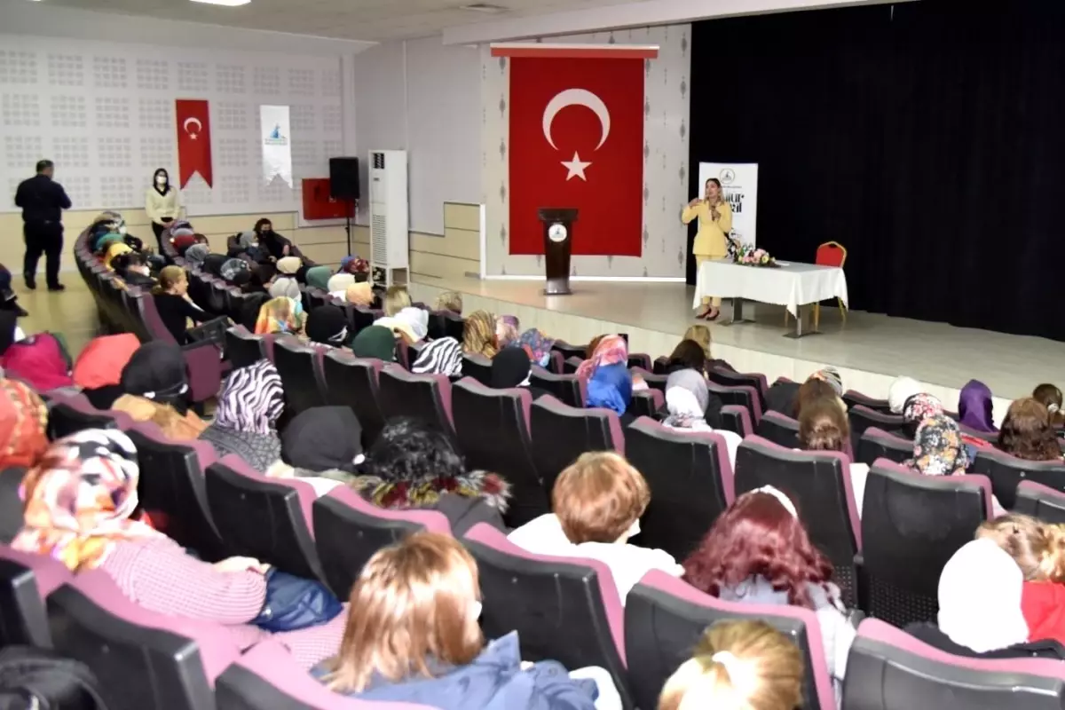 Son dakika haber | Kadınlara ev kazaları anlatıldı