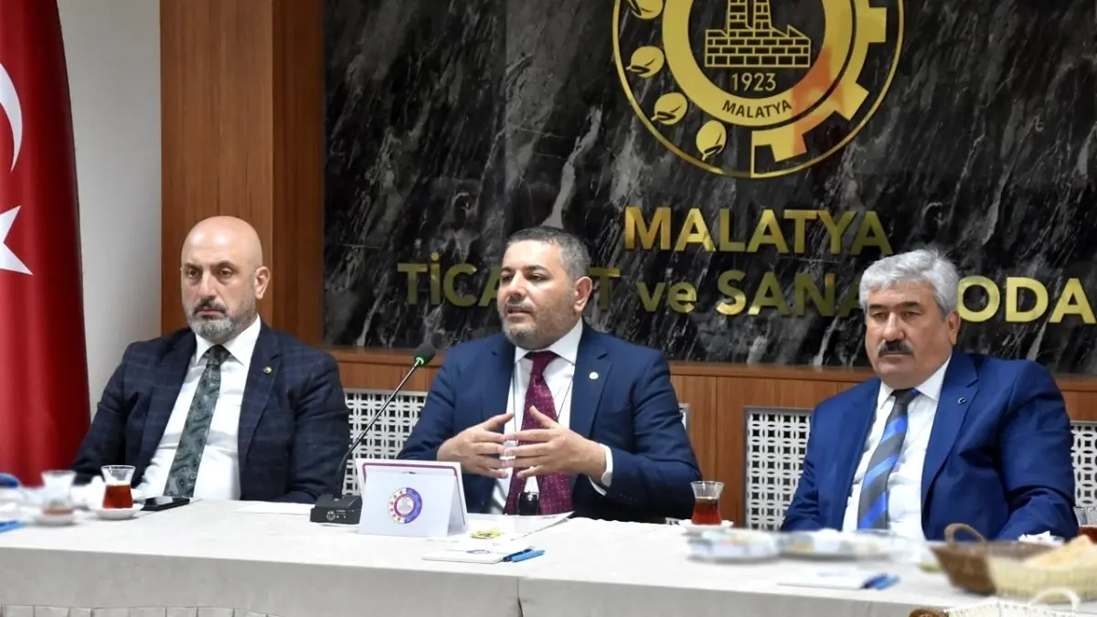 Malatya TSO\'da hafriyatçı ve iş makinecilerin sorunları konuşuldu