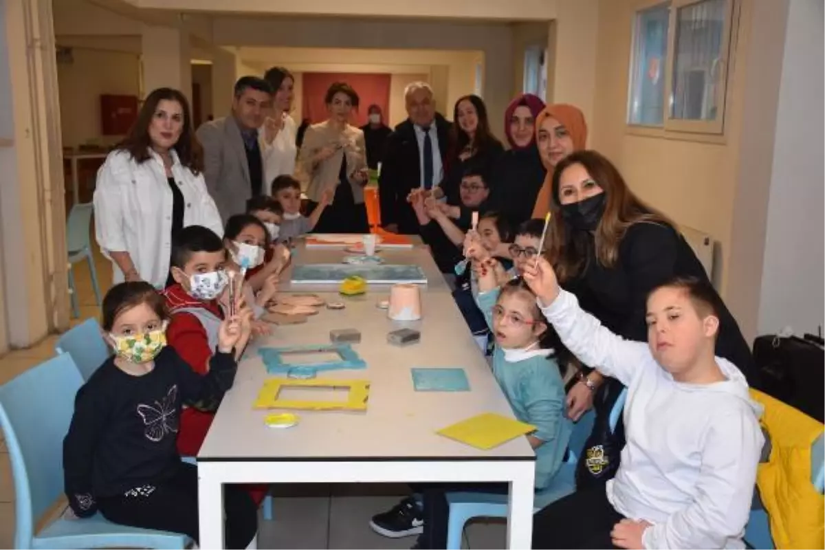 ÖZEL ÇOCUKLAR, ÖĞRENCİLERLE SOSYALLEŞİYOR